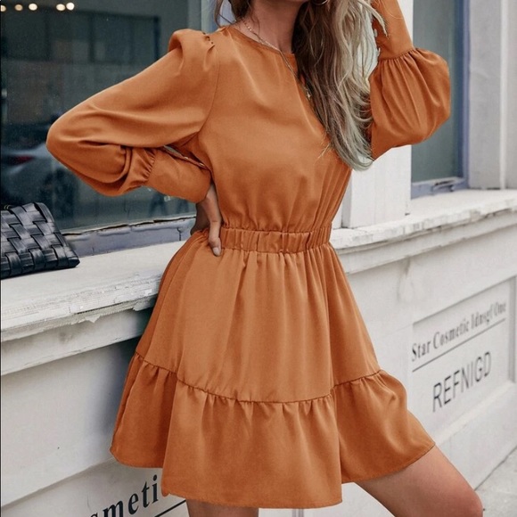 Boho green button detail ruffle hem mini dress - Picture 6 of 13